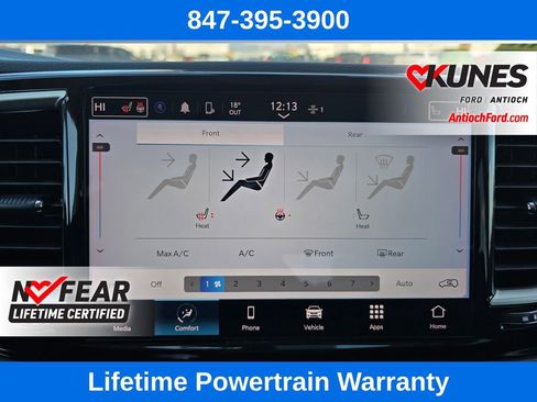 Used 2024 Chrysler Pacifica Touring-L image 50