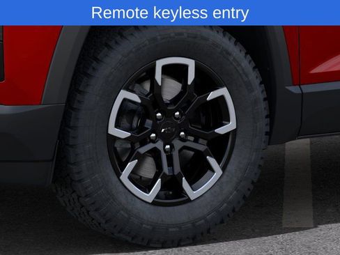 New 2025 Chevrolet Equinox ACTIV w/ Convenience Package III image 9