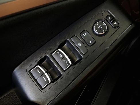Used 2025 Acura Integra FWD image 25