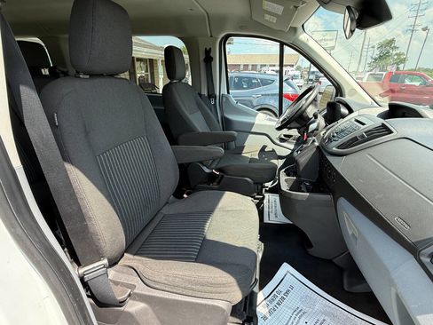 Used 2016 Ford Transit 350 XL image 10