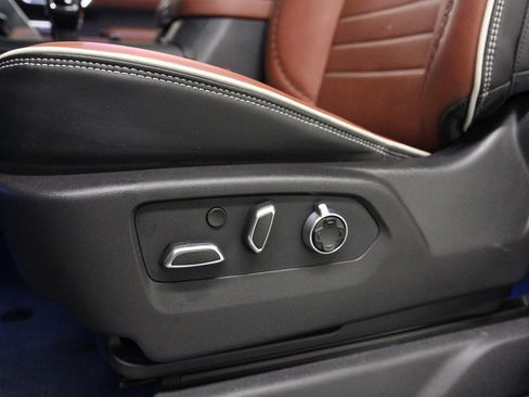 Used 2024 GMC Sierra 1500 Denali Ultimate image 28