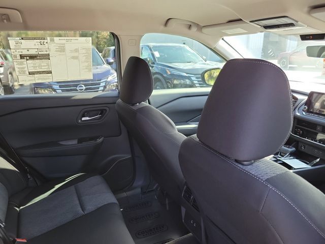 New 2026 Nissan Rogue SV w/ Cold Weather Package FWD image 29