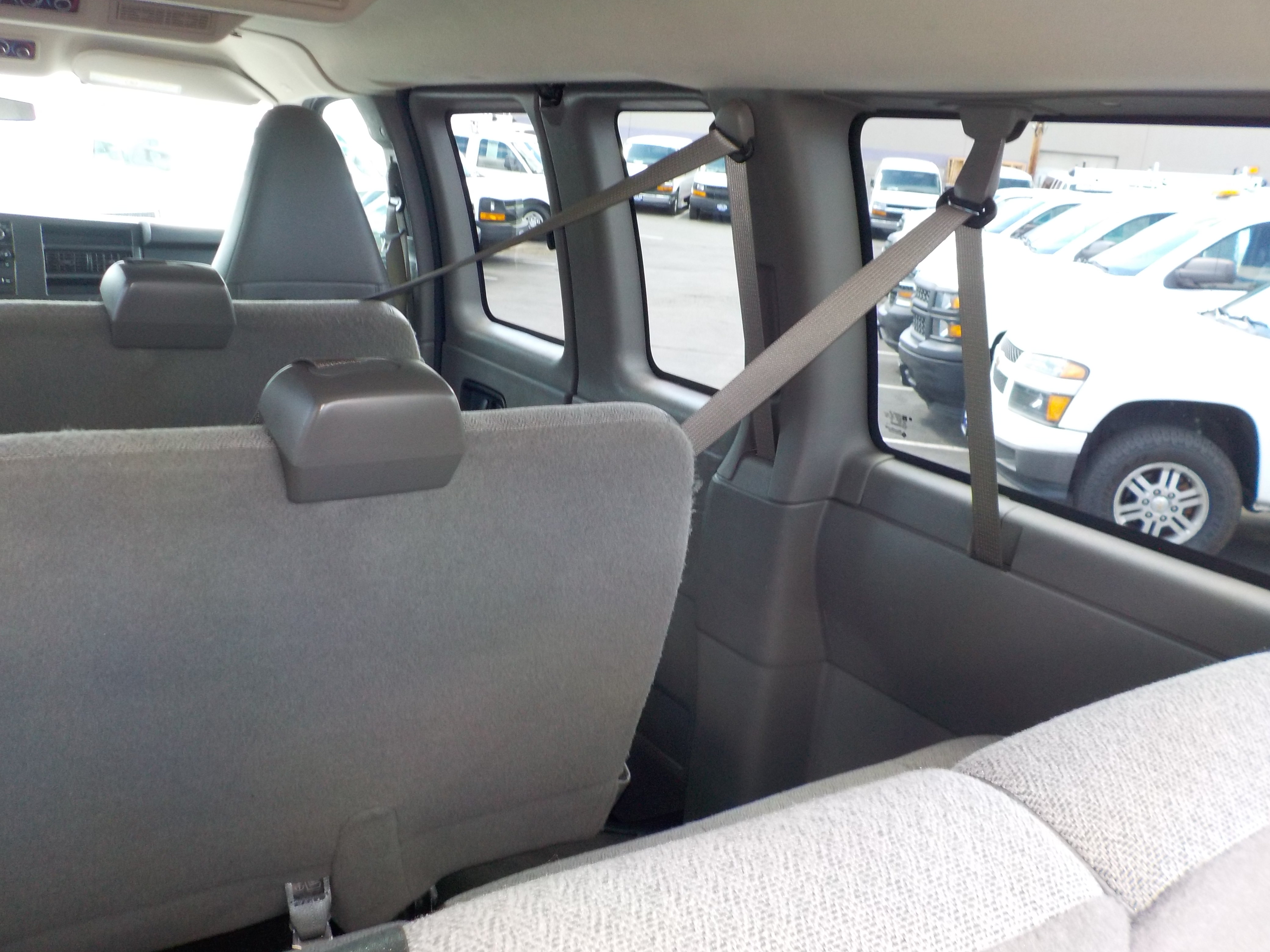 Used 2017 Chevrolet Express 3500 LT w/ LT Preferred Equipment Group RWD image 19