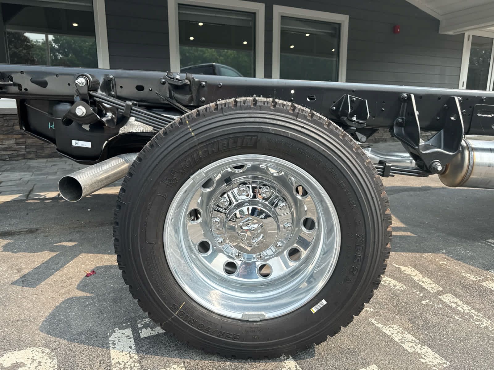 New 2026 RAM 5500 Tradesman w/ Chrome Appearance Group AWD/4WD image 6