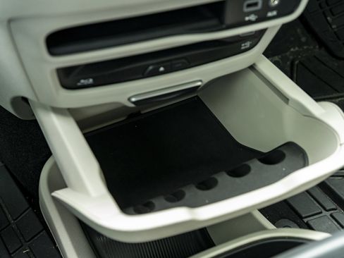 Used 2019 Chrysler Pacifica Touring-L Plus w/ Advanced Safetytec Group image 34