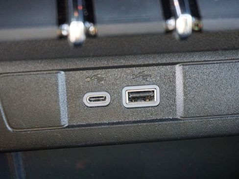 Used 2024 Chevrolet Colorado ZR2 w/ Safety Package image 27