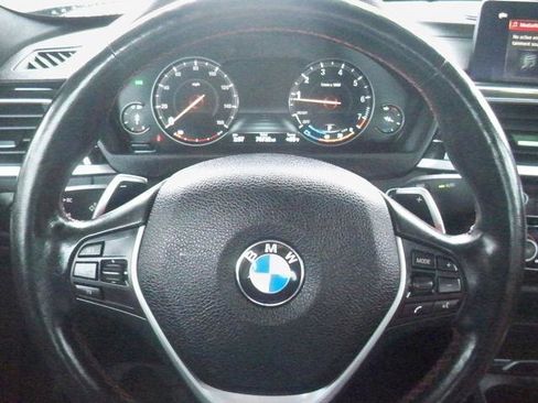 Used 2018 BMW 330i xDrive Sedan w/ Executive Package image 11