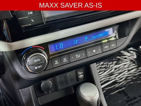 Used 2015 Toyota Corolla LE FWD image 26