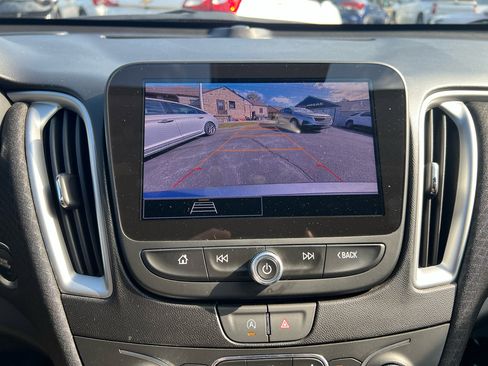 Used 2024 Chevrolet Malibu LT image 25