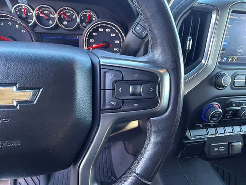 Used 2021 Chevrolet Silverado 1500 LT image 20