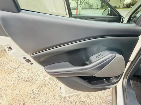 Used 2022 Ford Mustang Mach-E Select RWD image 12