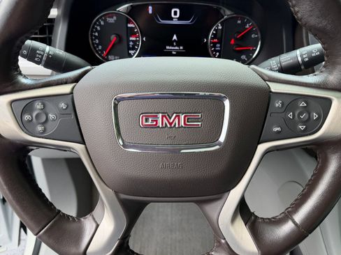 Used 2020 GMC Acadia SLT w/ Driver Alert Package II AWD/4WD image 10