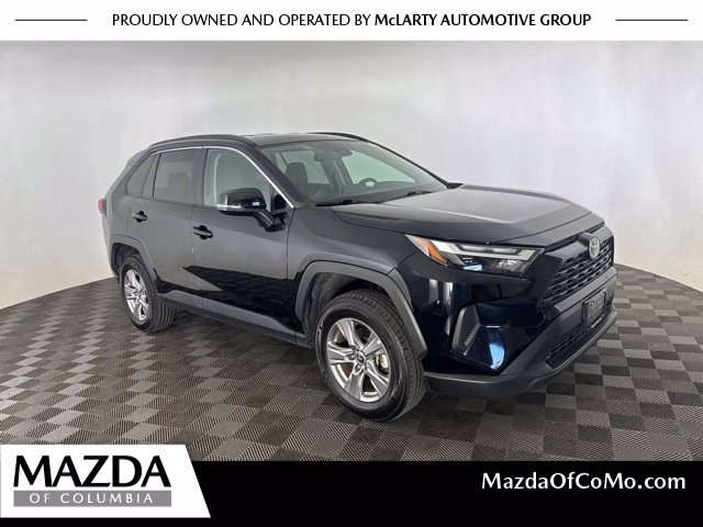 Used 2025 Toyota RAV4 XLE AWD/4WD image 1