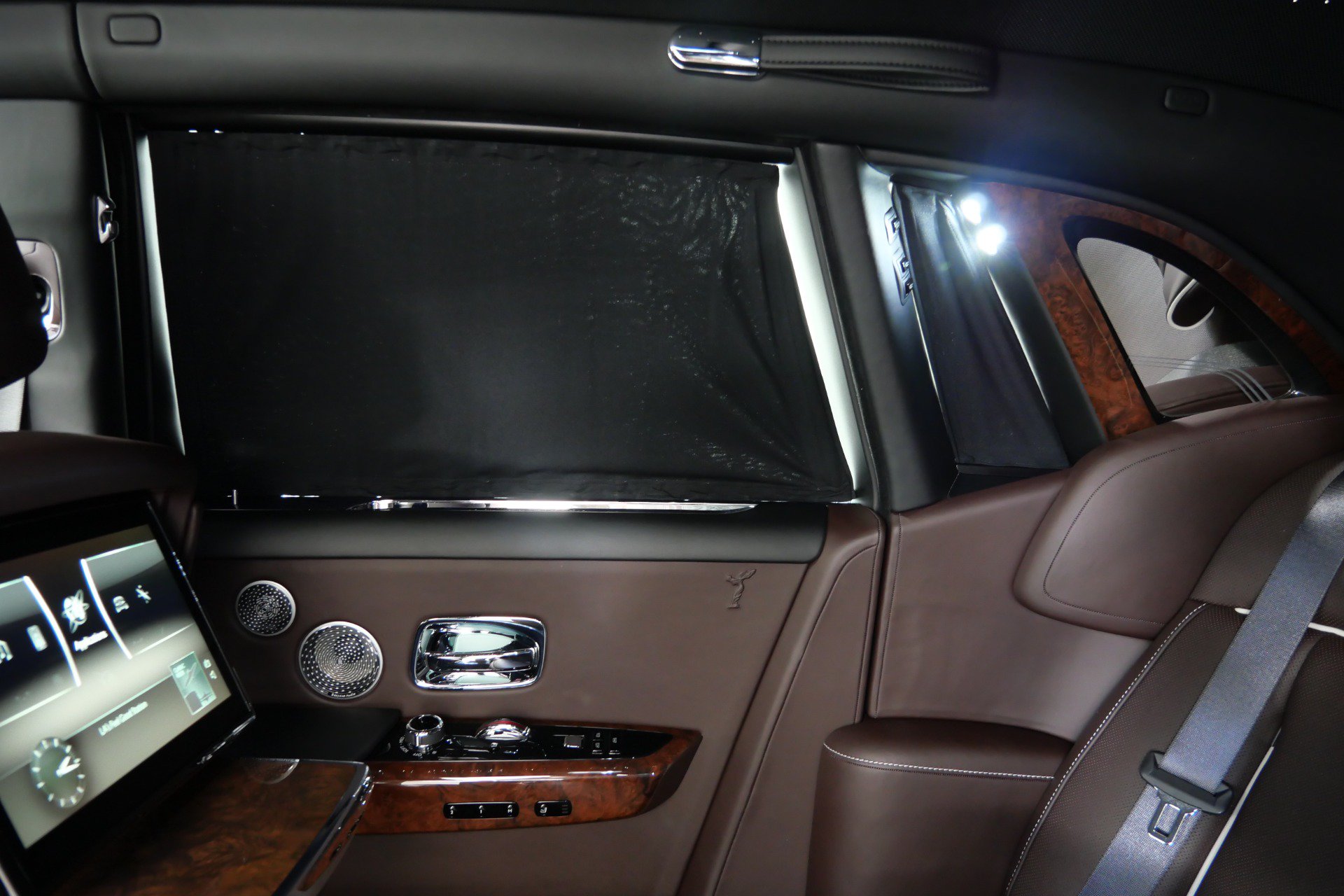 Used 2019 Rolls-Royce Phantom Sedan RWD image 32