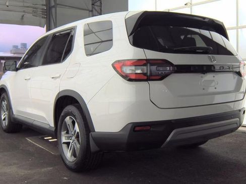 Used 2023 Honda Pilot EX-L image 4