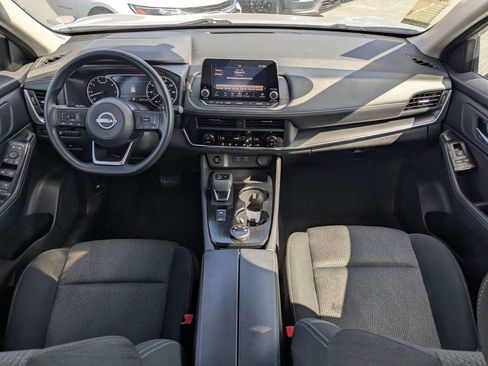 Used 2024 Nissan Rogue SV AWD/4WD image 15