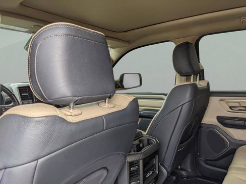 Used 2019 RAM 1500 Limited w/ Advanced Safety Group AWD/4WD image 21