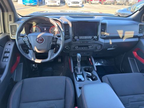Used 2023 Nissan Frontier PRO-4X w/ Tow Package image 4