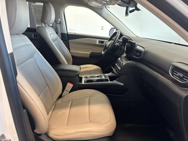 Used 2020 Ford Explorer Limited w/ Class III Trailer Tow Package AWD/4WD image 38