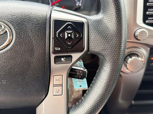 Used 2021 Toyota 4Runner SR5 AWD/4WD image 26