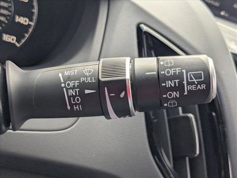 Used 2025 Acura RDX SH-AWD image 14