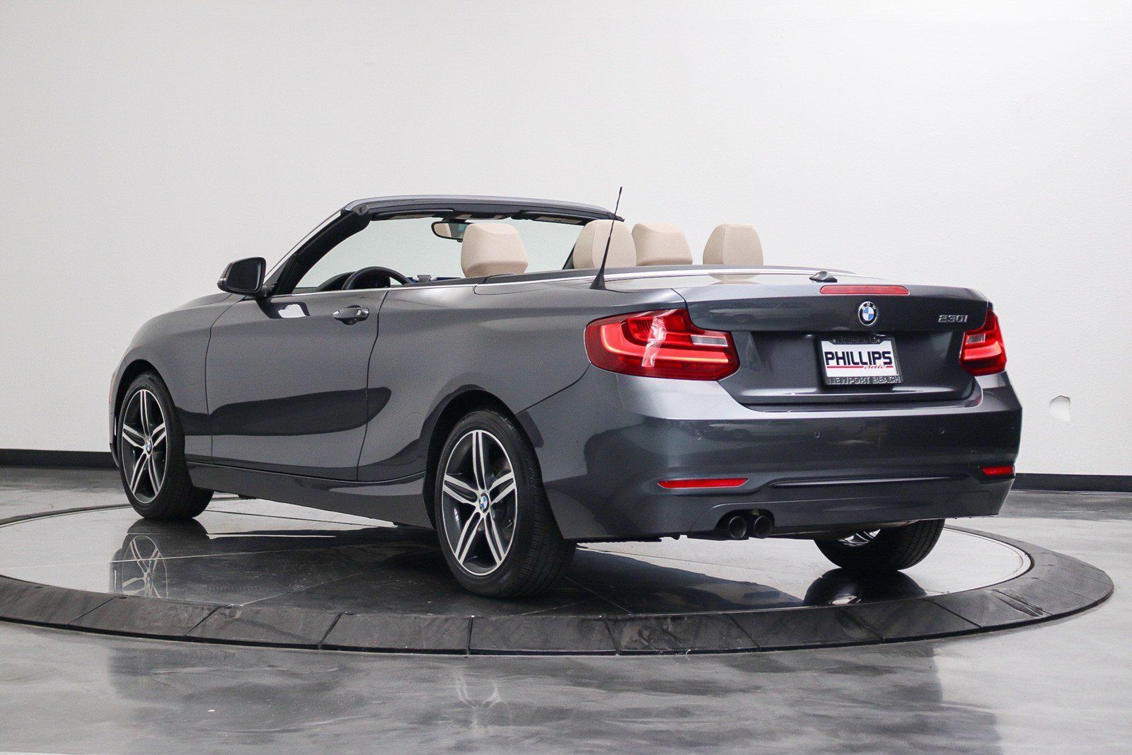 Used 2017 BMW 230i Convertible RWD image 14