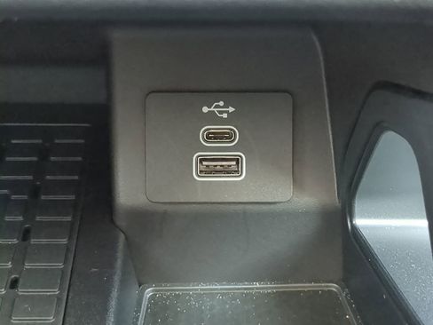 Used 2025 Ford Ranger Lariat w/ FX4 Off-Road Package image 20