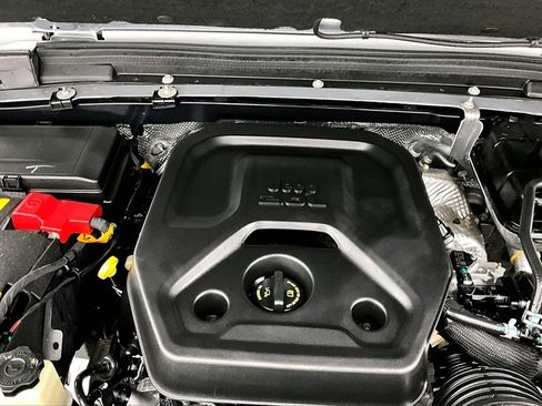 Used 2024 Jeep Wrangler High Altitude image 33