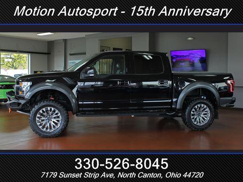 Used 2017 Ford F150 Raptor w/ Equipment Group 802A Luxury AWD/4WD image 7