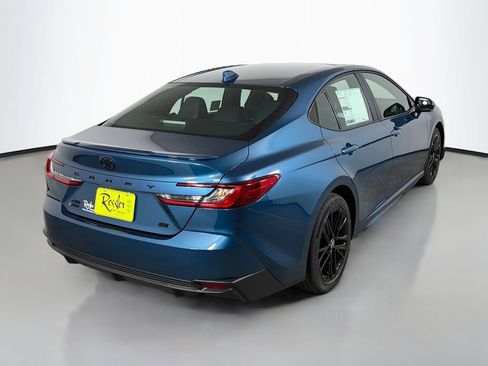 New 2026 Toyota Camry SE w/ Convenience Package AWD/4WD image 5