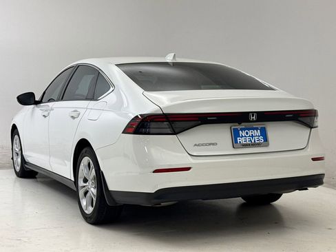 Used 2023 Honda Accord LX image 7