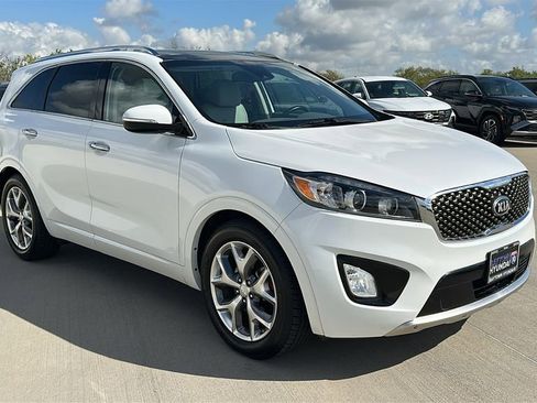 Used 2017 Kia Sorento SX image 15