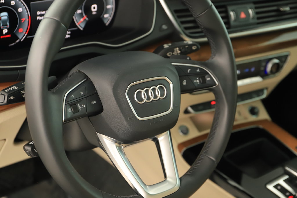 Certified 2023 Audi Q5 2.0T Premium Plus AWD/4WD image 16