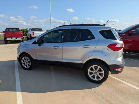 Used 2019 Ford EcoSport SE image 6