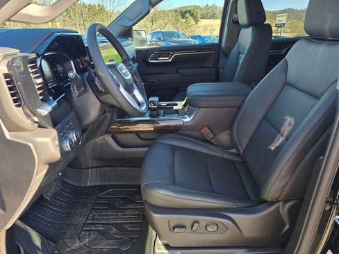 New 2026 GMC Sierra 1500 Elevation w/ Elevation Premium Package image 6