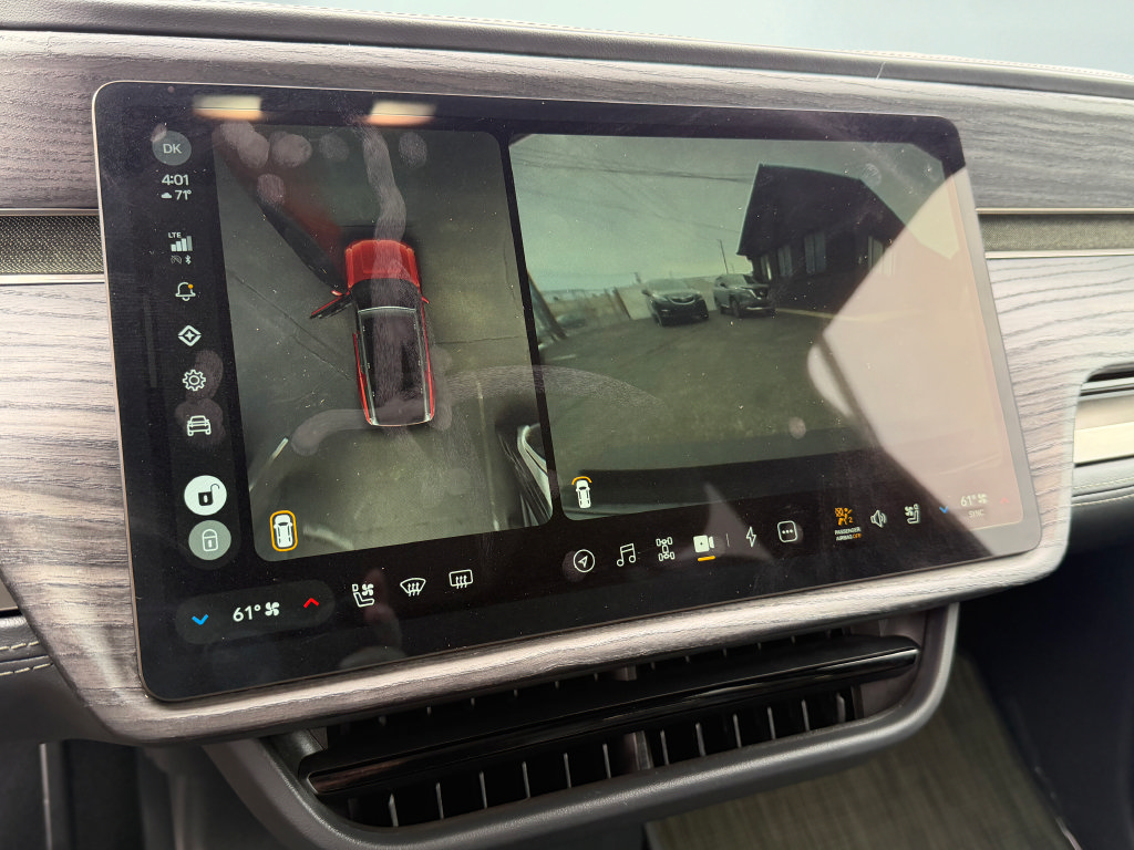 Used 2022 Rivian R1S Launch Edition Quad AWD/4WD image 20