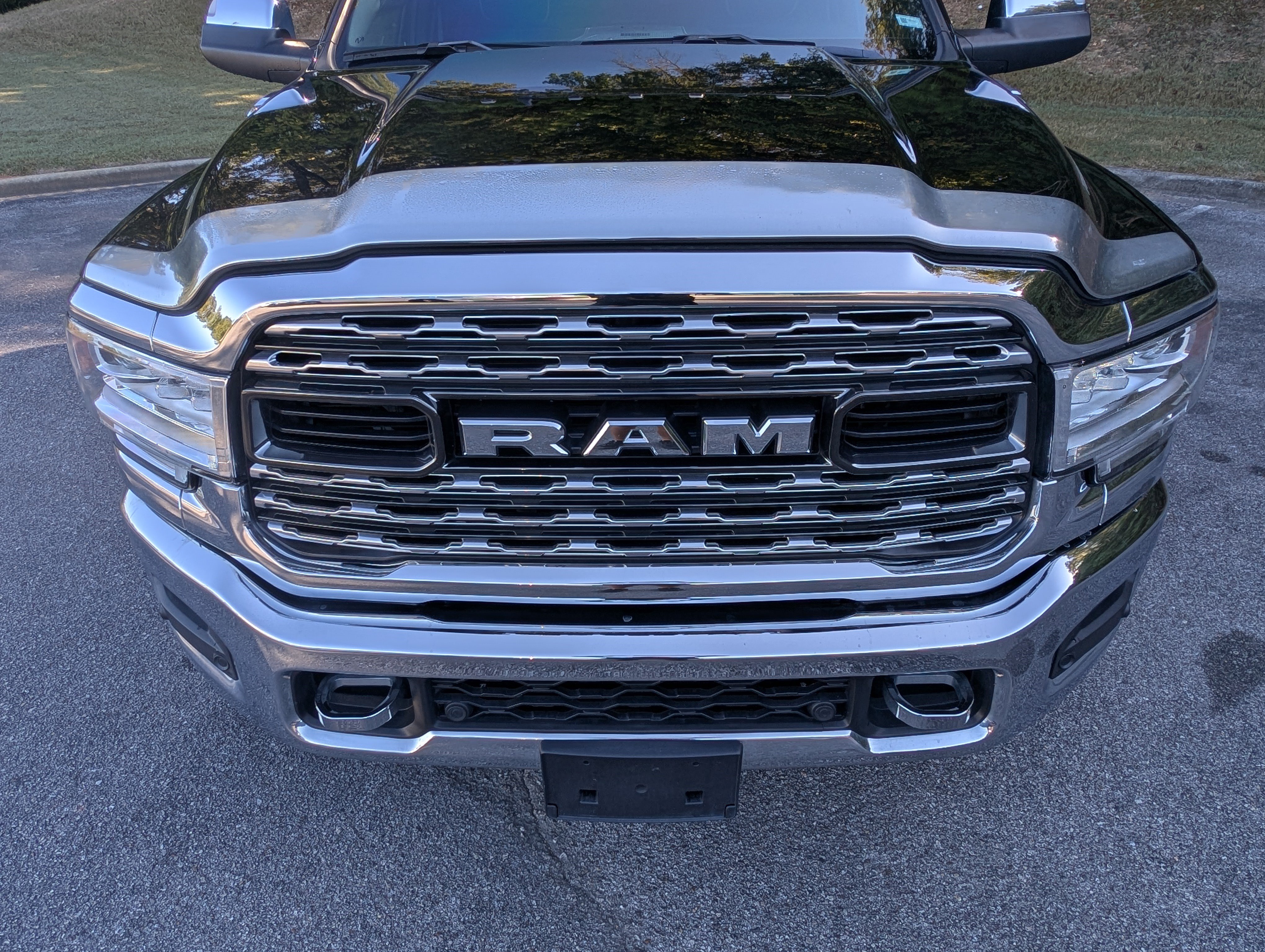 Used 2022 RAM 3500 Limited AWD/4WD image 12
