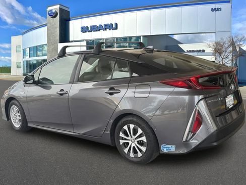 Used 2021 Toyota Prius Prime Limited FWD image 8