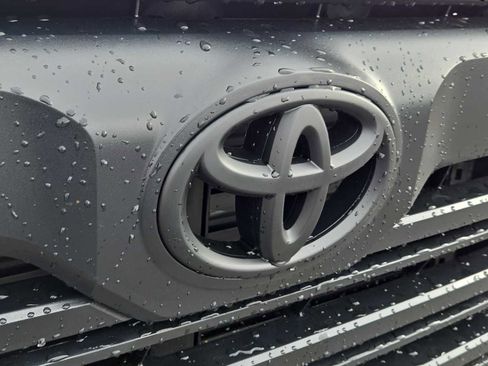 New 2026 Toyota Tundra Limited AWD/4WD image 16