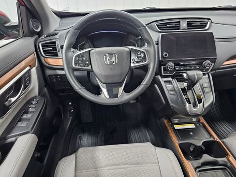 Used 2022 Honda CR-V Touring image 4