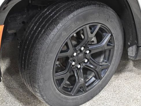 Used 2024 Jeep Wagoneer Series II image 11