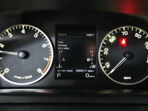Used 2016 Land Rover LR4 HSE AWD/4WD image 19
