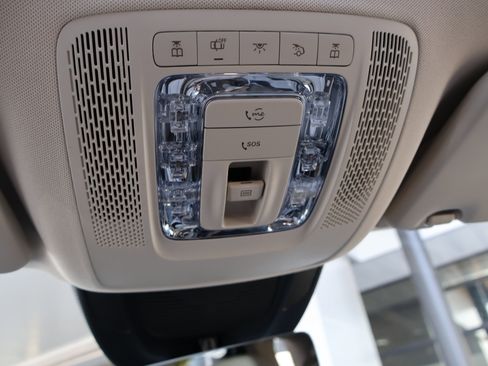 Used 2022 Mercedes-Benz GLE 350 4MATIC image 43