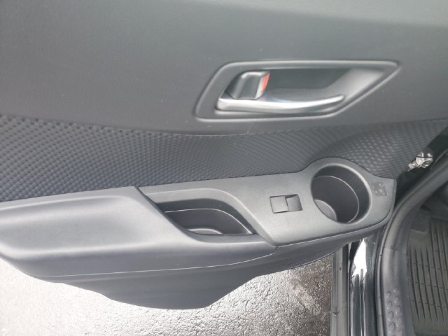 Used 2021 Toyota C-HR LE FWD image 15