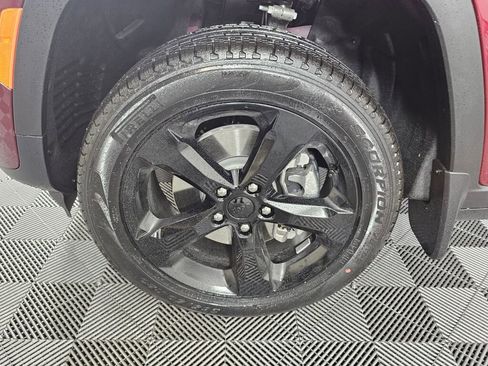 New 2026 Jeep Grand Cherokee L Limited w/ Limited Altitude Package image 9