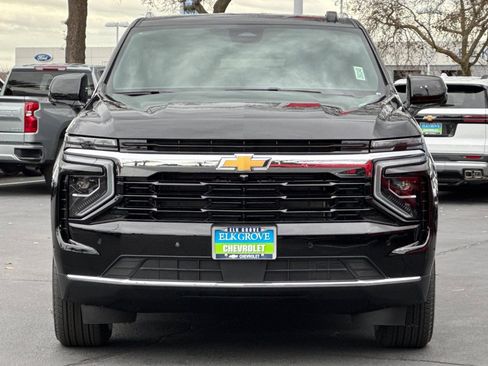 New 2026 Chevrolet Suburban LS w/ Max Trailering Package AWD/4WD image 8