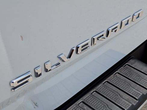 Used 2023 Chevrolet Silverado 3500 LTZ w/ LTZ Convenience Package AWD/4WD image 12