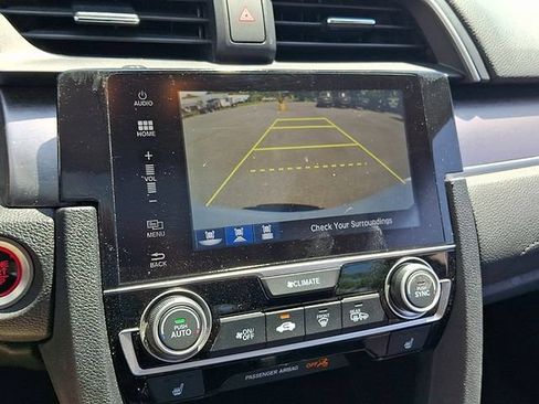 Used 2017 Honda Civic Touring image 18