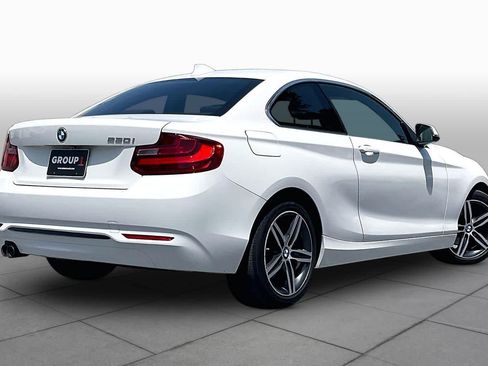 Used 2017 BMW 230i Coupe RWD image 11