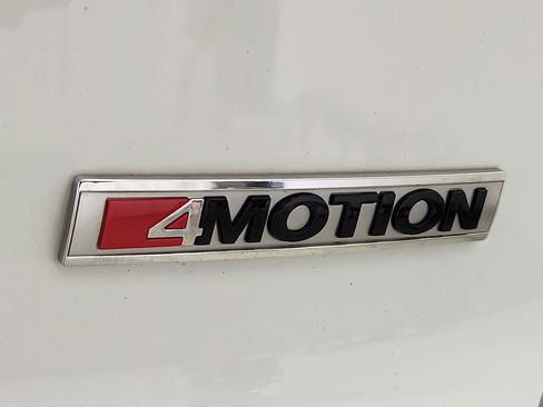 Used 2022 Volkswagen Atlas Cross Sport SE AWD/4WD image 37